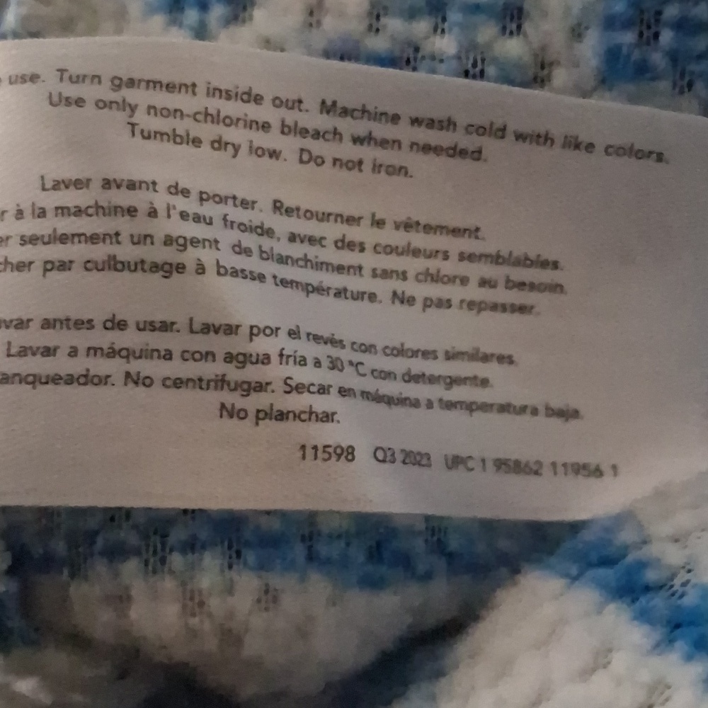 Cozy Blue & White Snowflake Knit One Piece – Size 3 Months - Picture 6 of 7